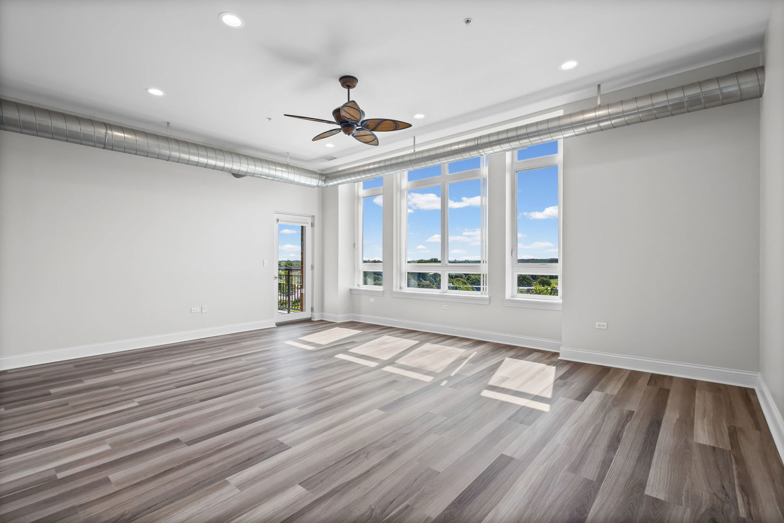450 Village Center Drive Unit: 404