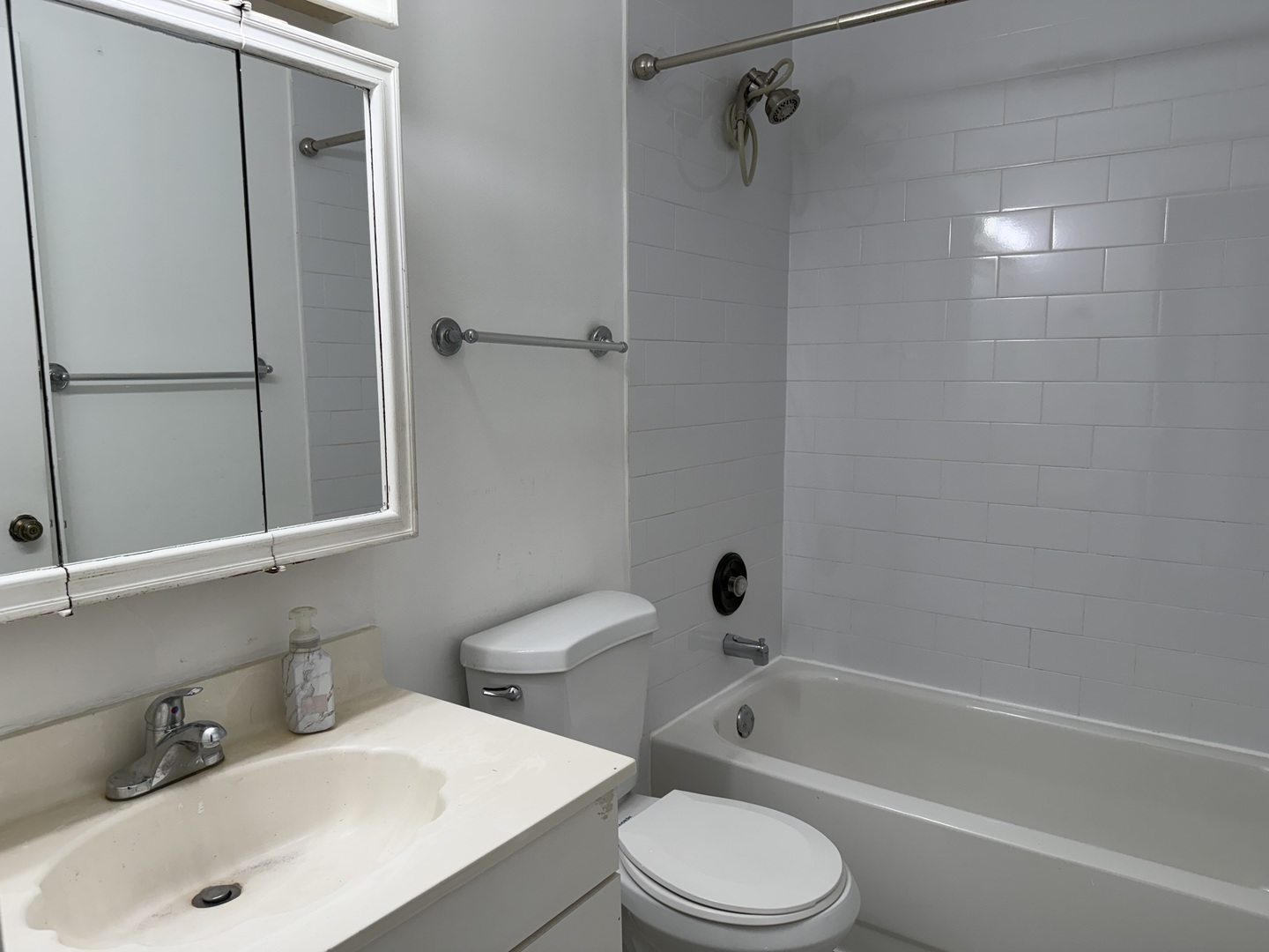 164 S Waters Edge Drive Unit: 201