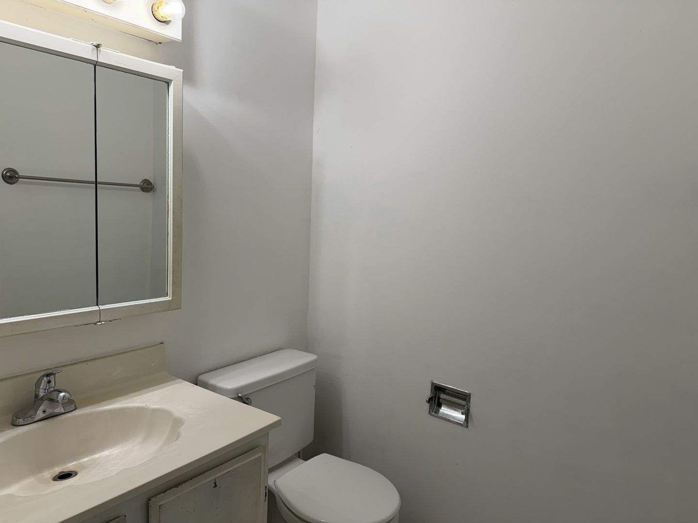 164 S Waters Edge Drive Unit: 201
