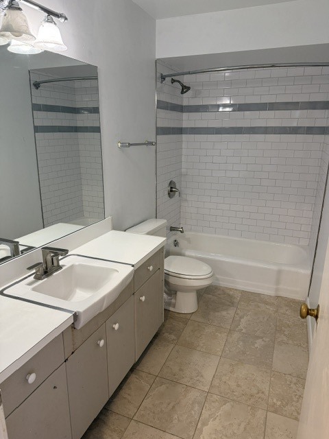 1205 Chanticleer Lane