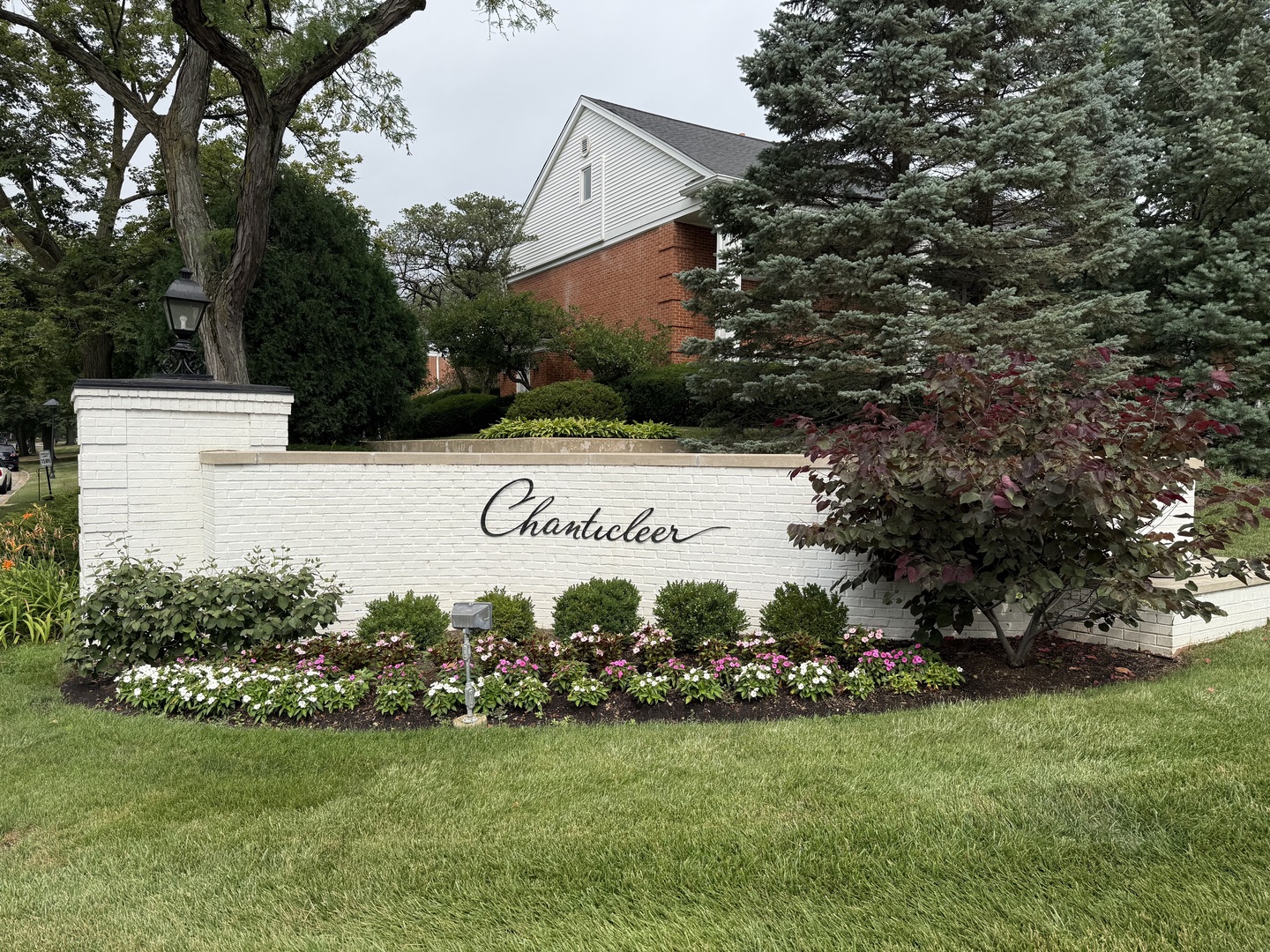 1205 Chanticleer Lane