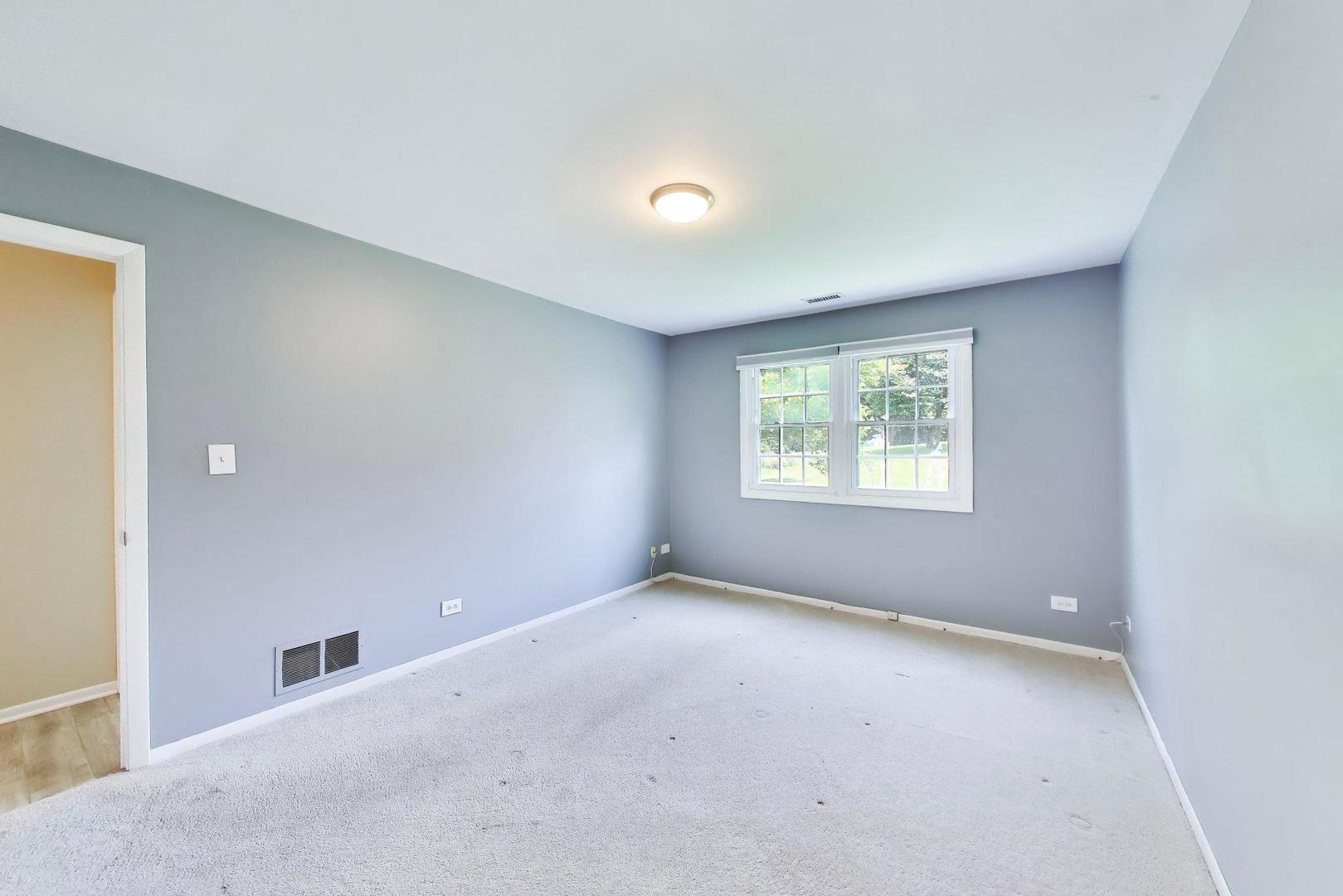 106 Regency Drive Unit: 106