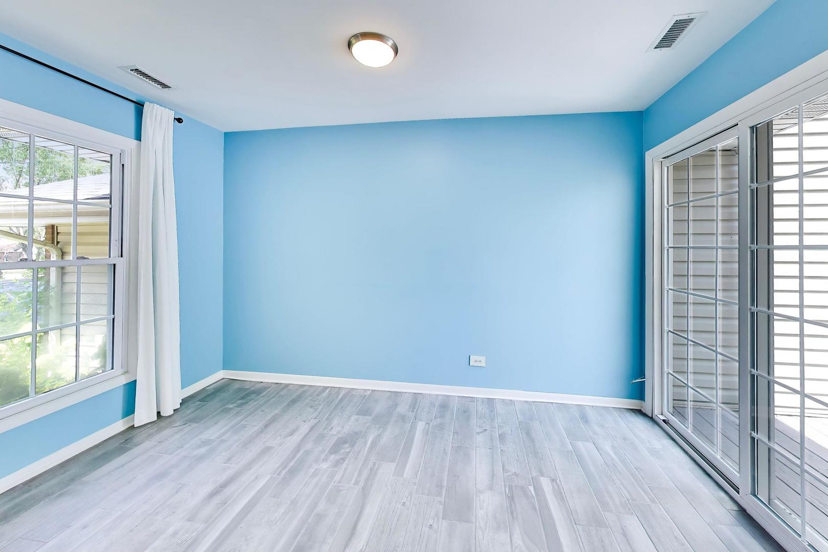 106 Regency Drive Unit: 106