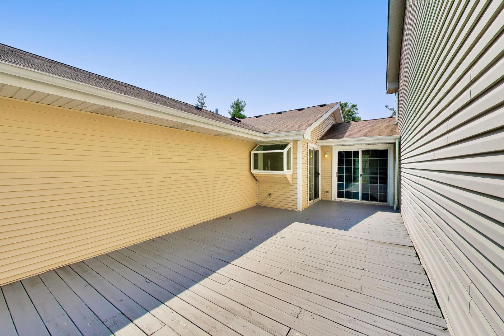 106 Regency Drive Unit: 106