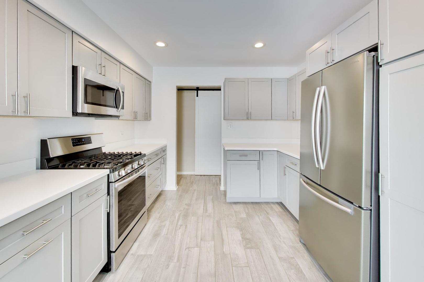 106 Regency Drive Unit: 106