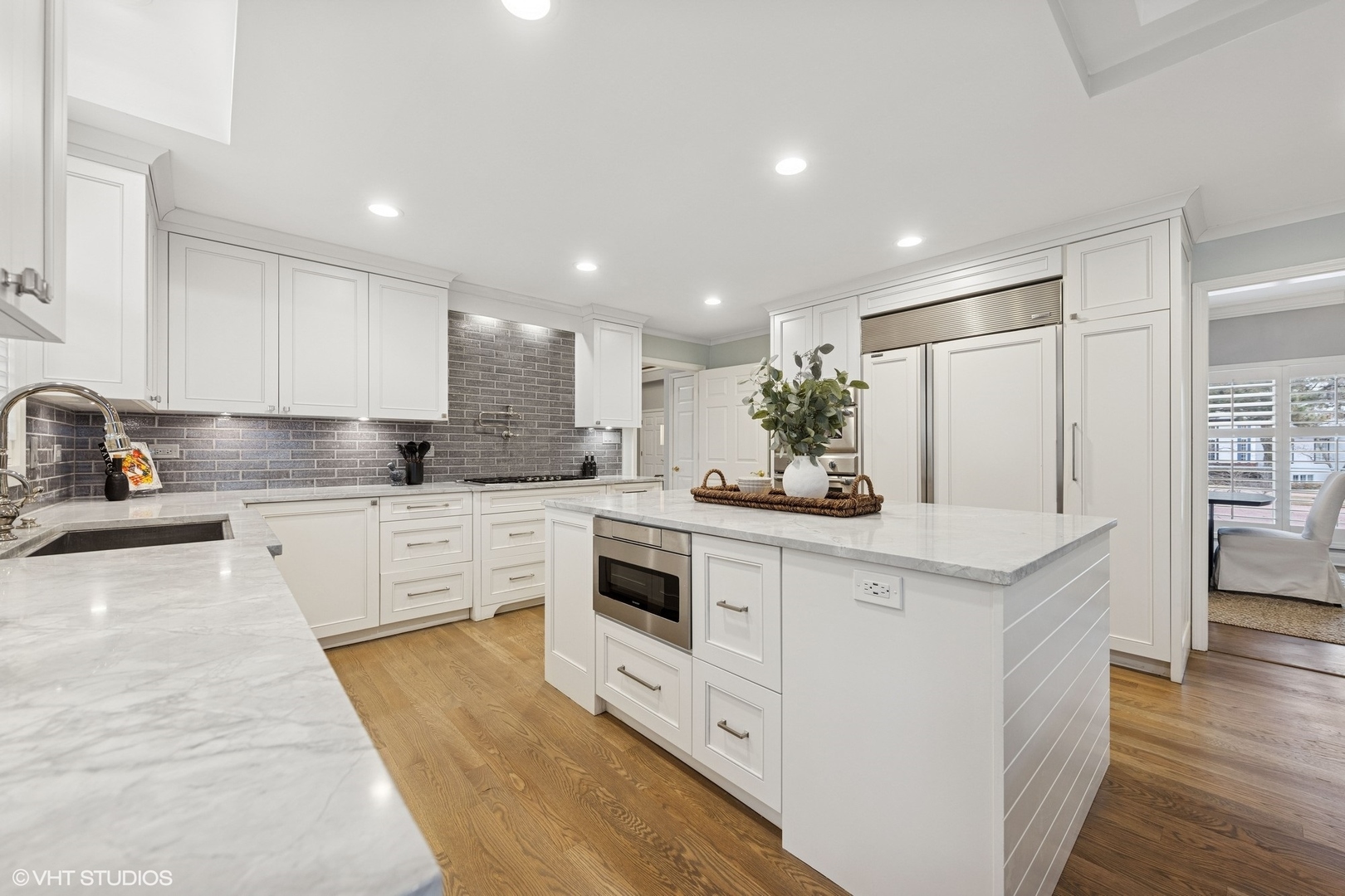1604 Burr Ridge Club