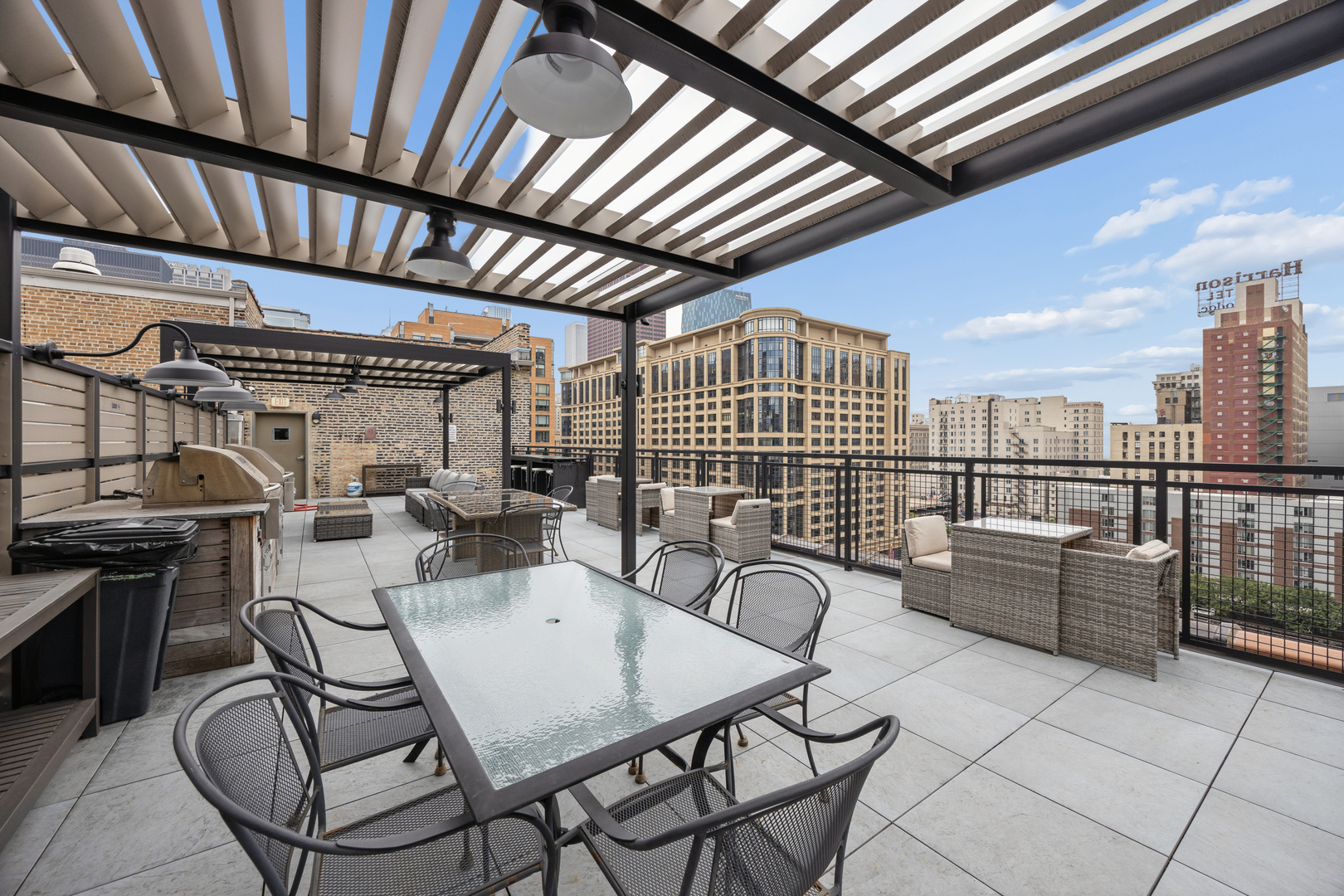 621 S Plymouth Court Unit: 511