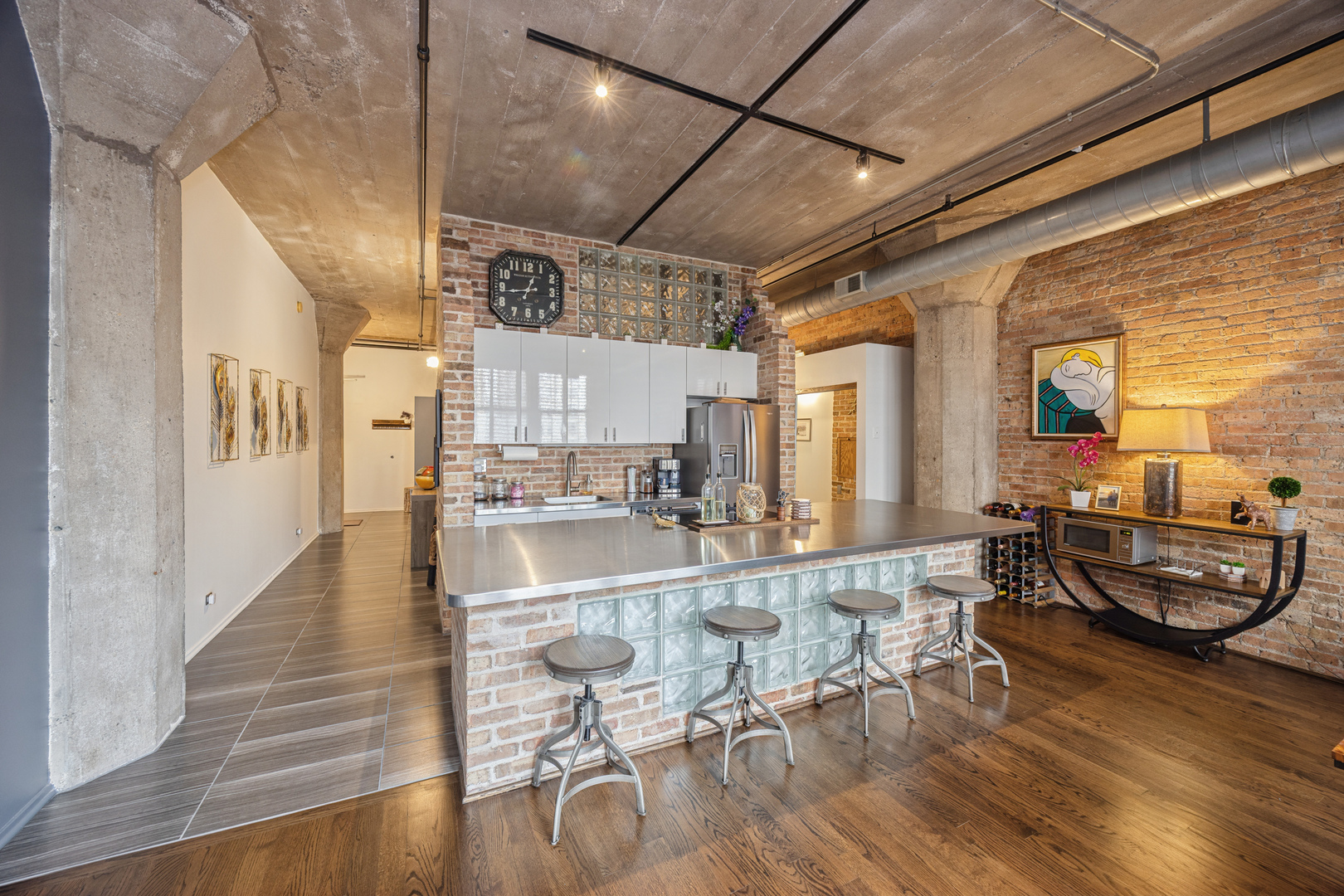 621 S Plymouth Court Unit: 511