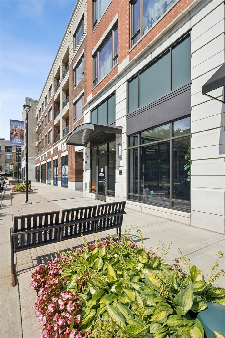 850 Village Center Drive Unit: 308