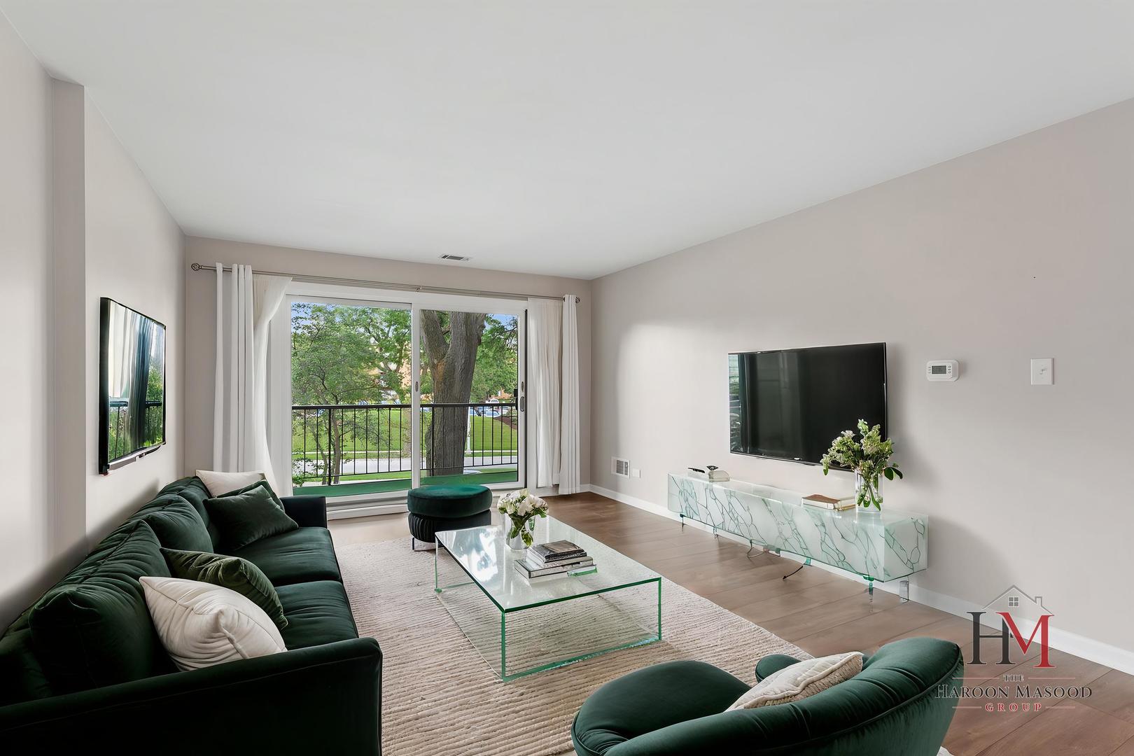 7510 Farmingdale Drive Unit: 210