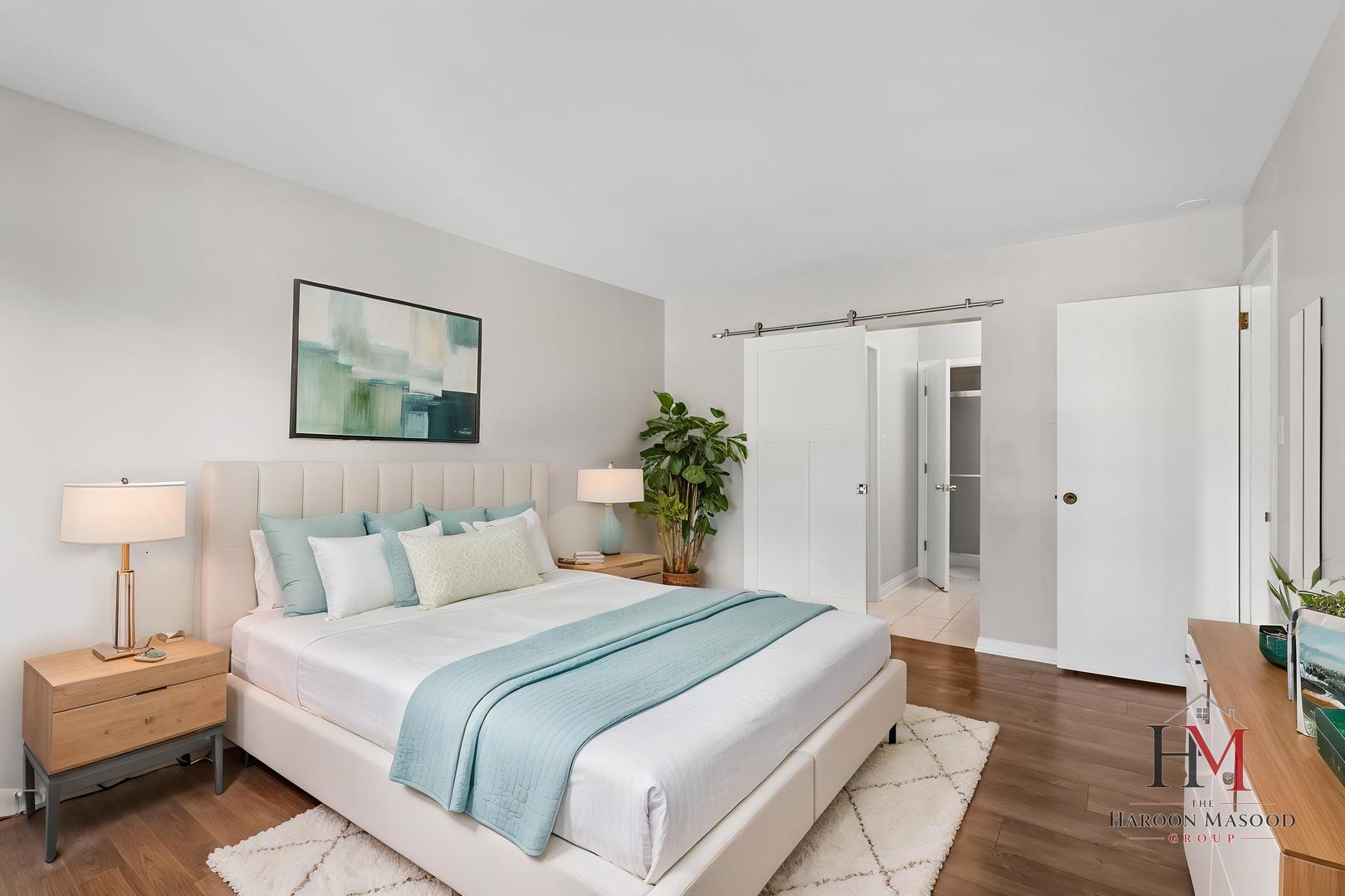 7510 Farmingdale Drive Unit: 210