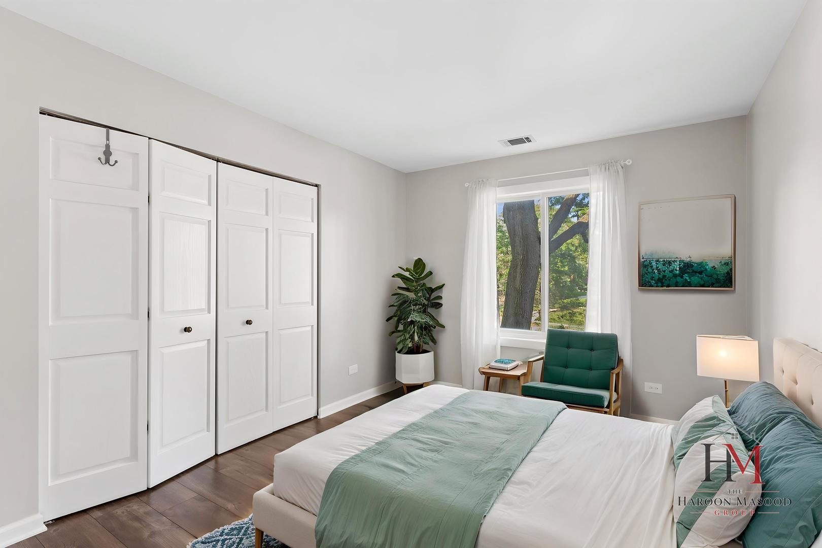 7510 Farmingdale Drive Unit: 210