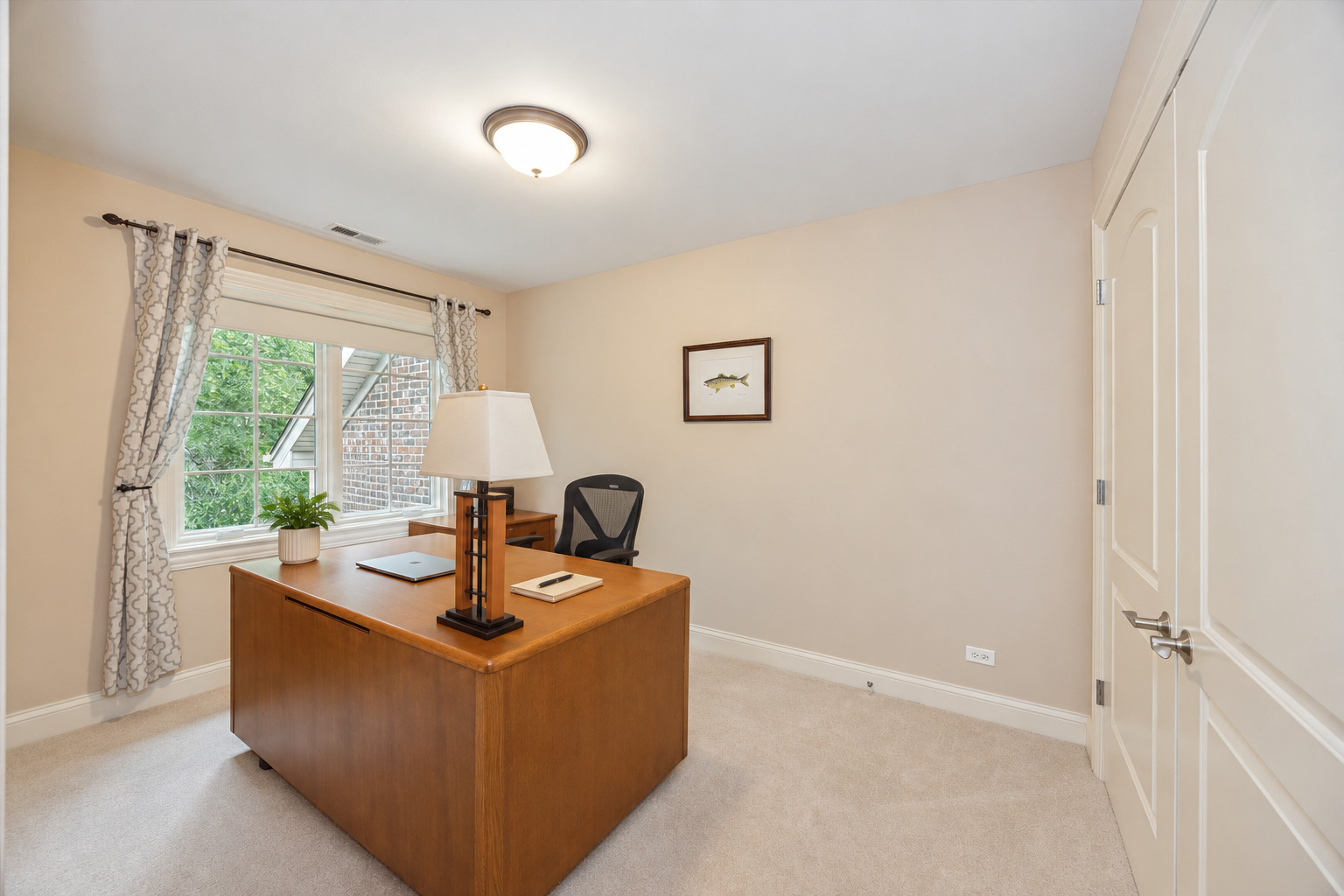 411 SKIPPING STONE Lane Unit: 411