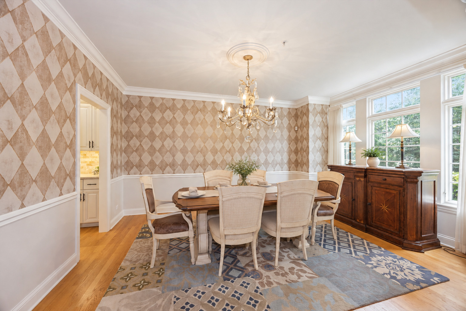 411 SKIPPING STONE Lane Unit: 411