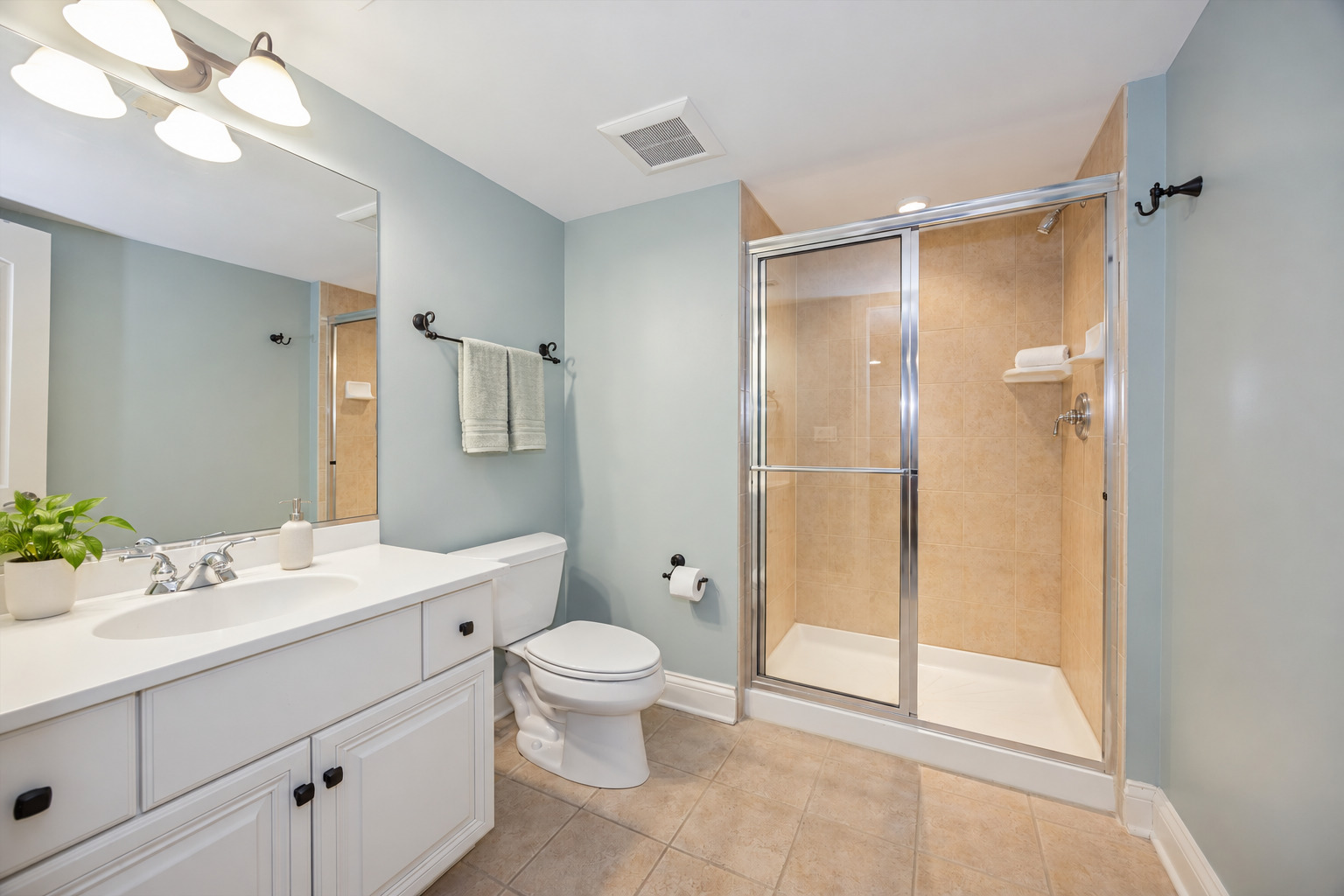 411 SKIPPING STONE Lane Unit: 411
