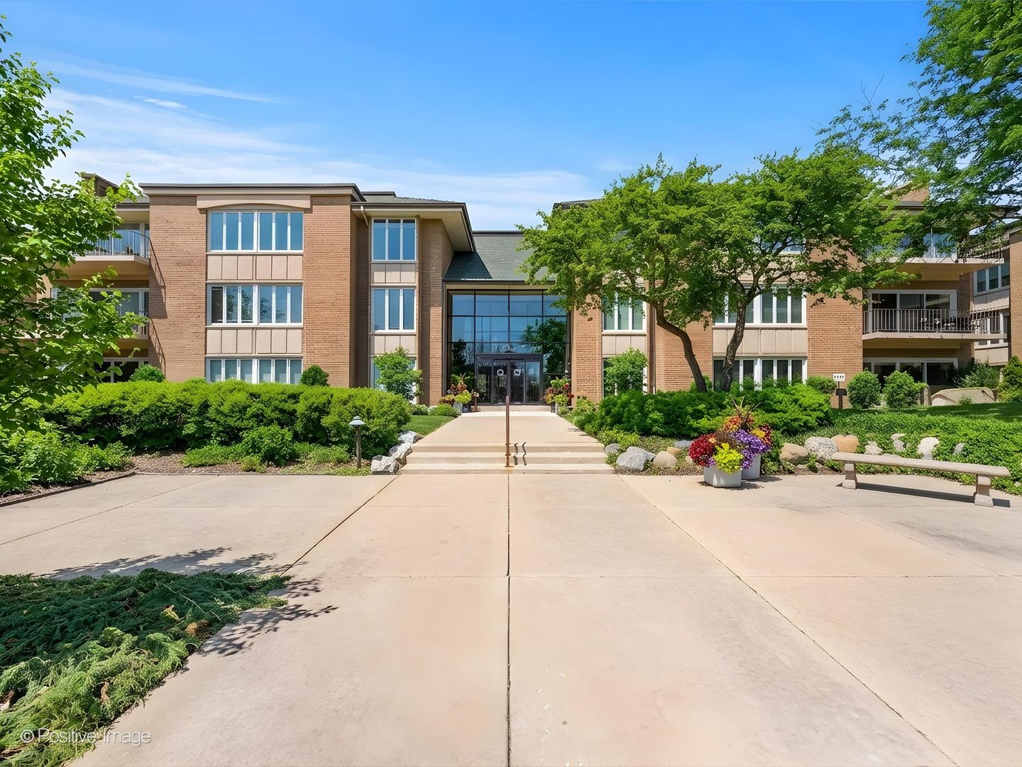 1 Oak Brook Club Drive Unit: A310