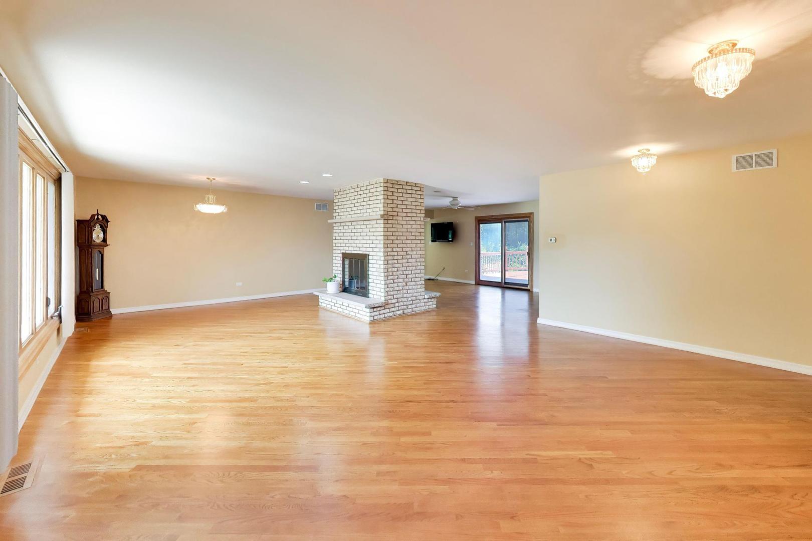 757 Oakwood Drive