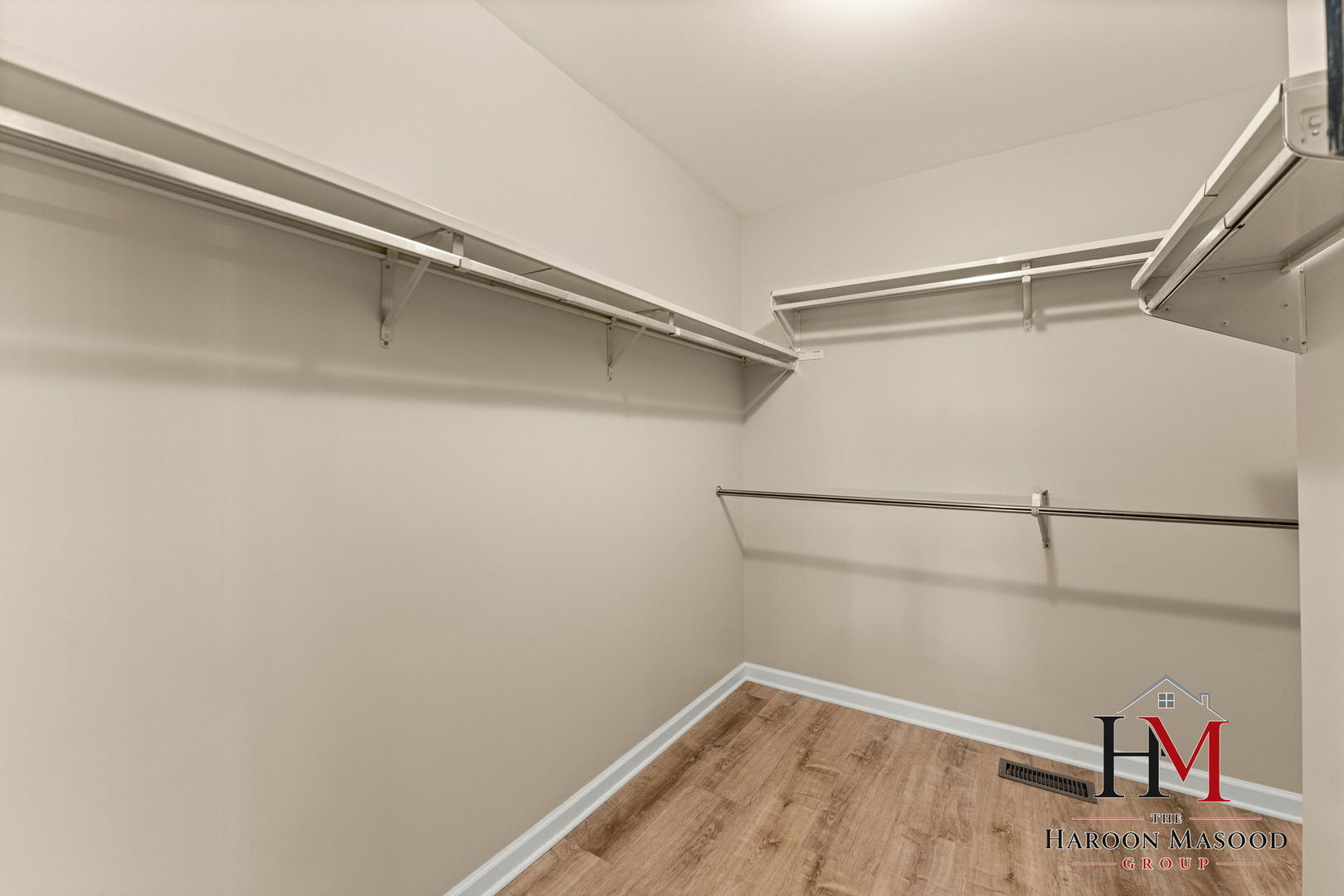 9241 Windsor Parkway