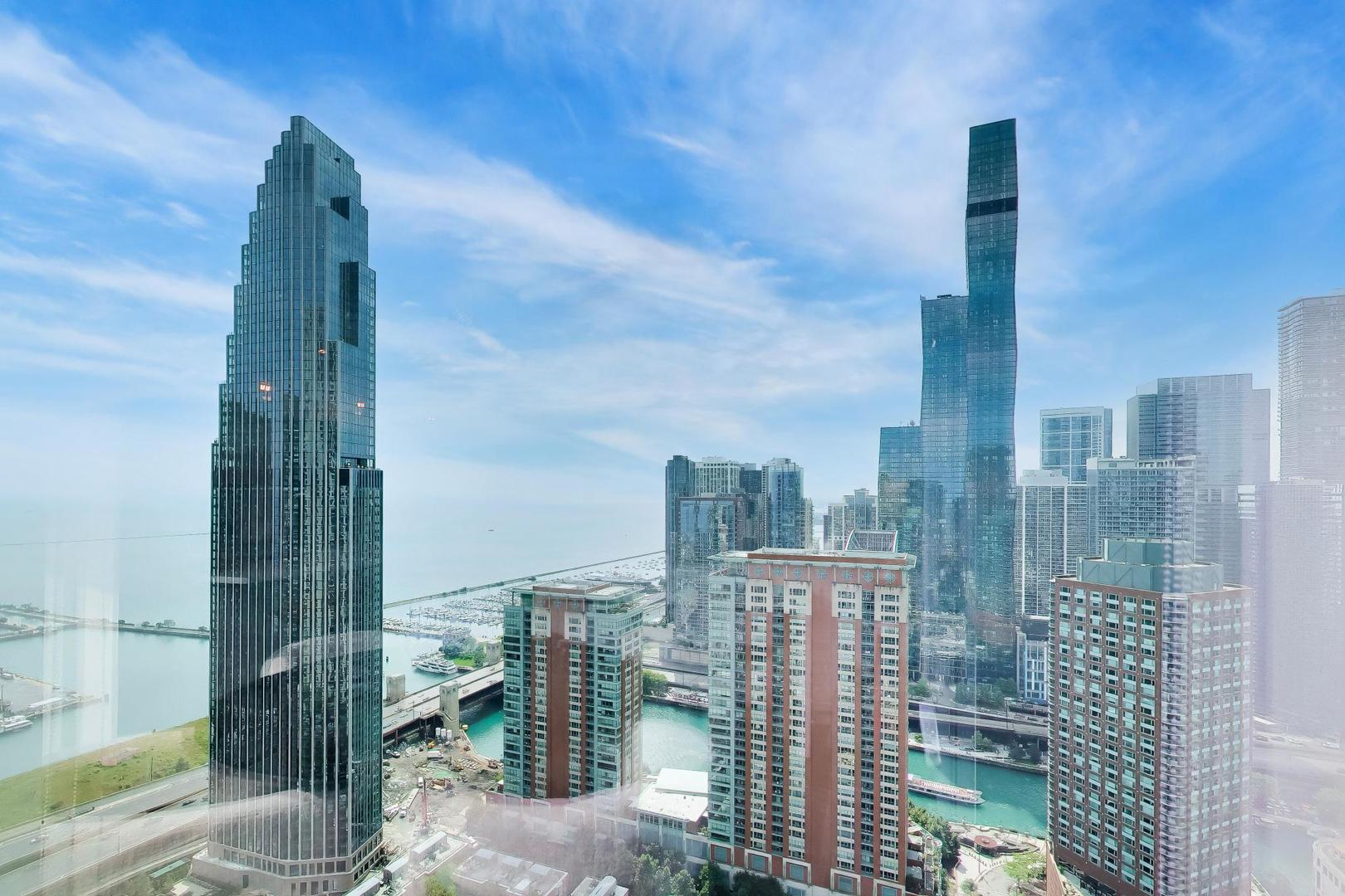 505 N Mcclurg Court Unit: 4505