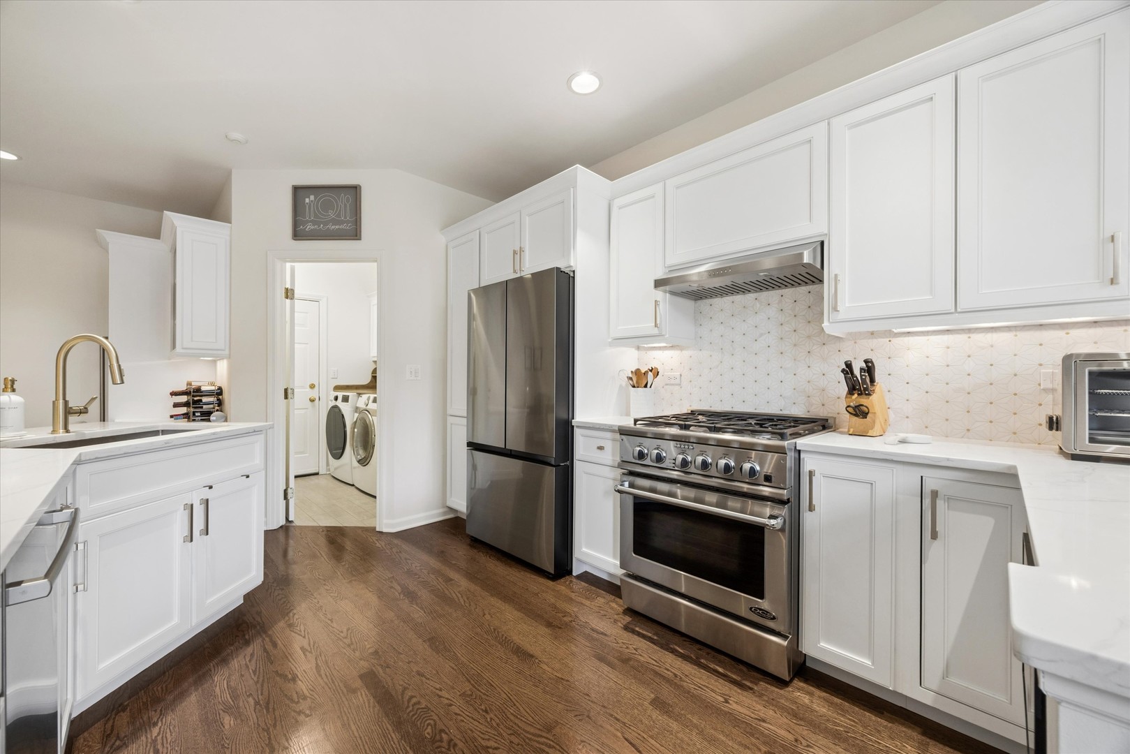 444 Parkview Court