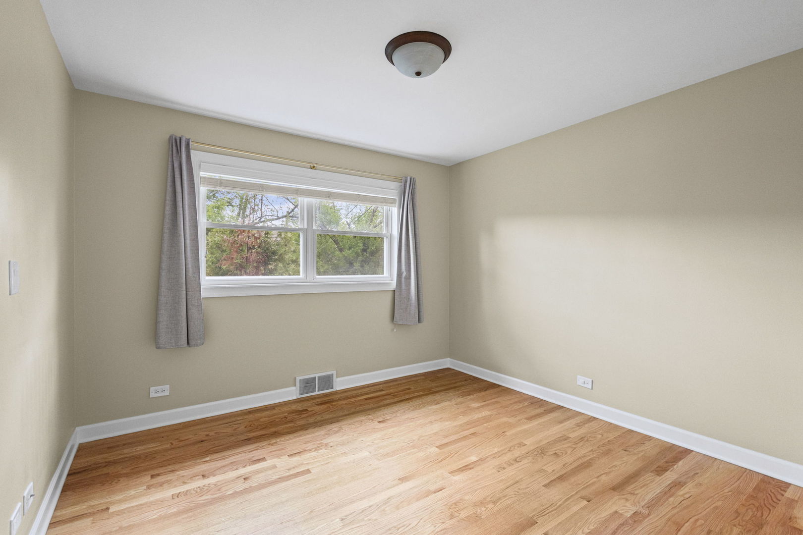 29 Springlake Avenue