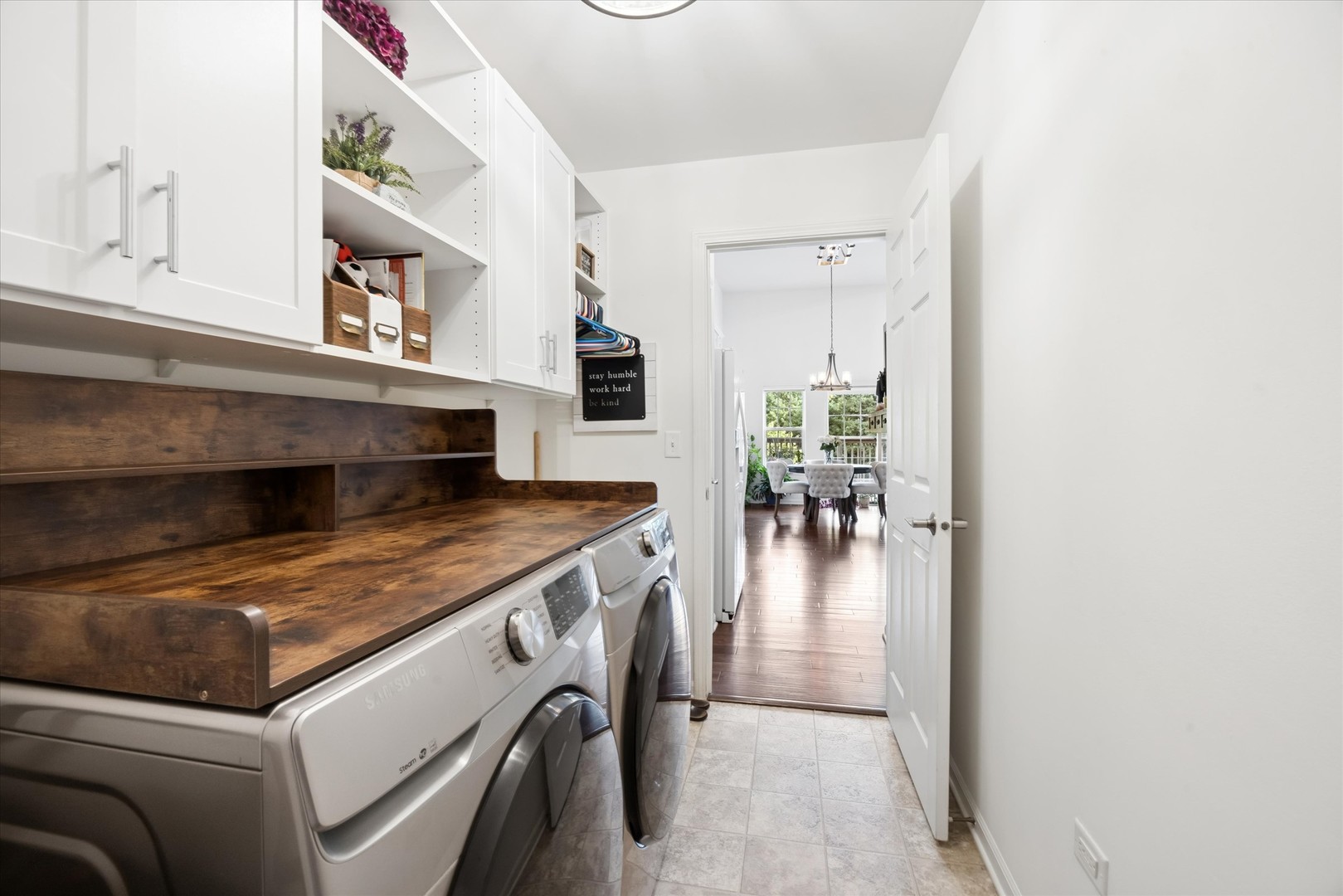 2532 Cedar Hill Lane