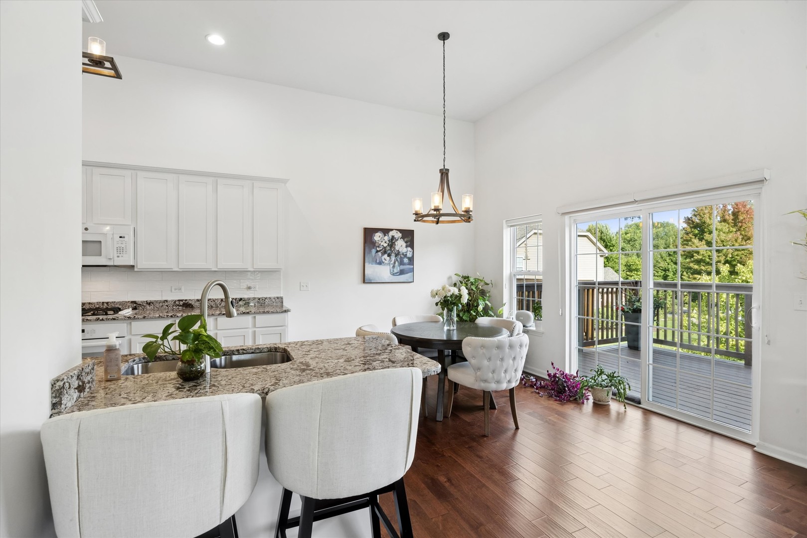 2532 Cedar Hill Lane