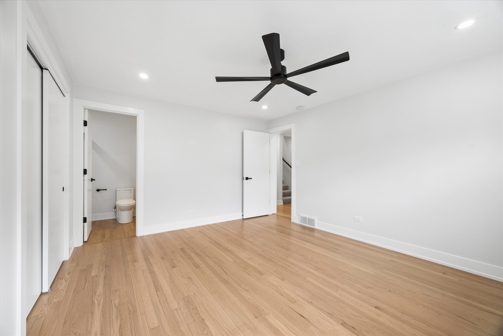 1425 Stonegate Road