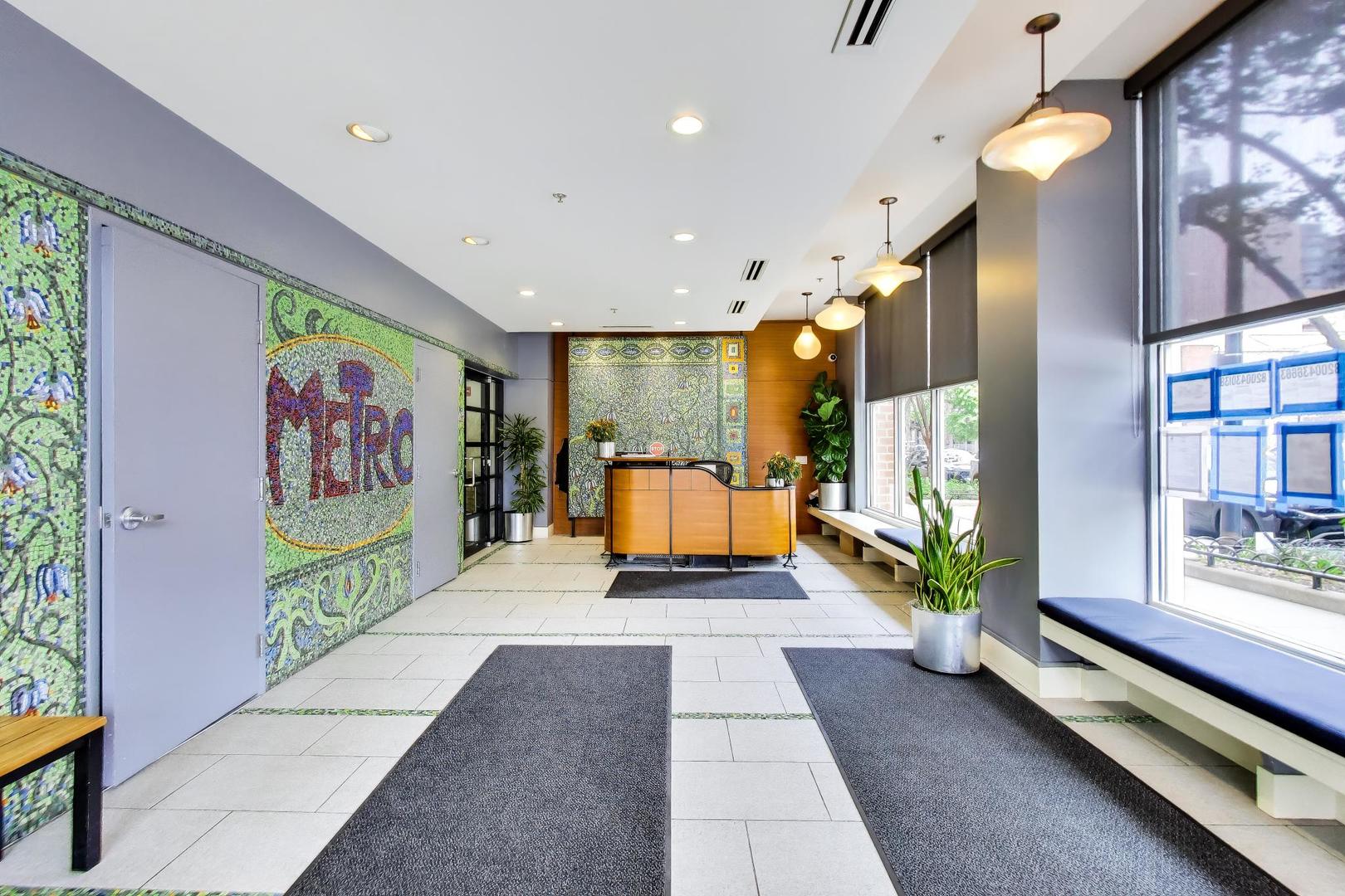 1200 W Monroe Street Unit: 603