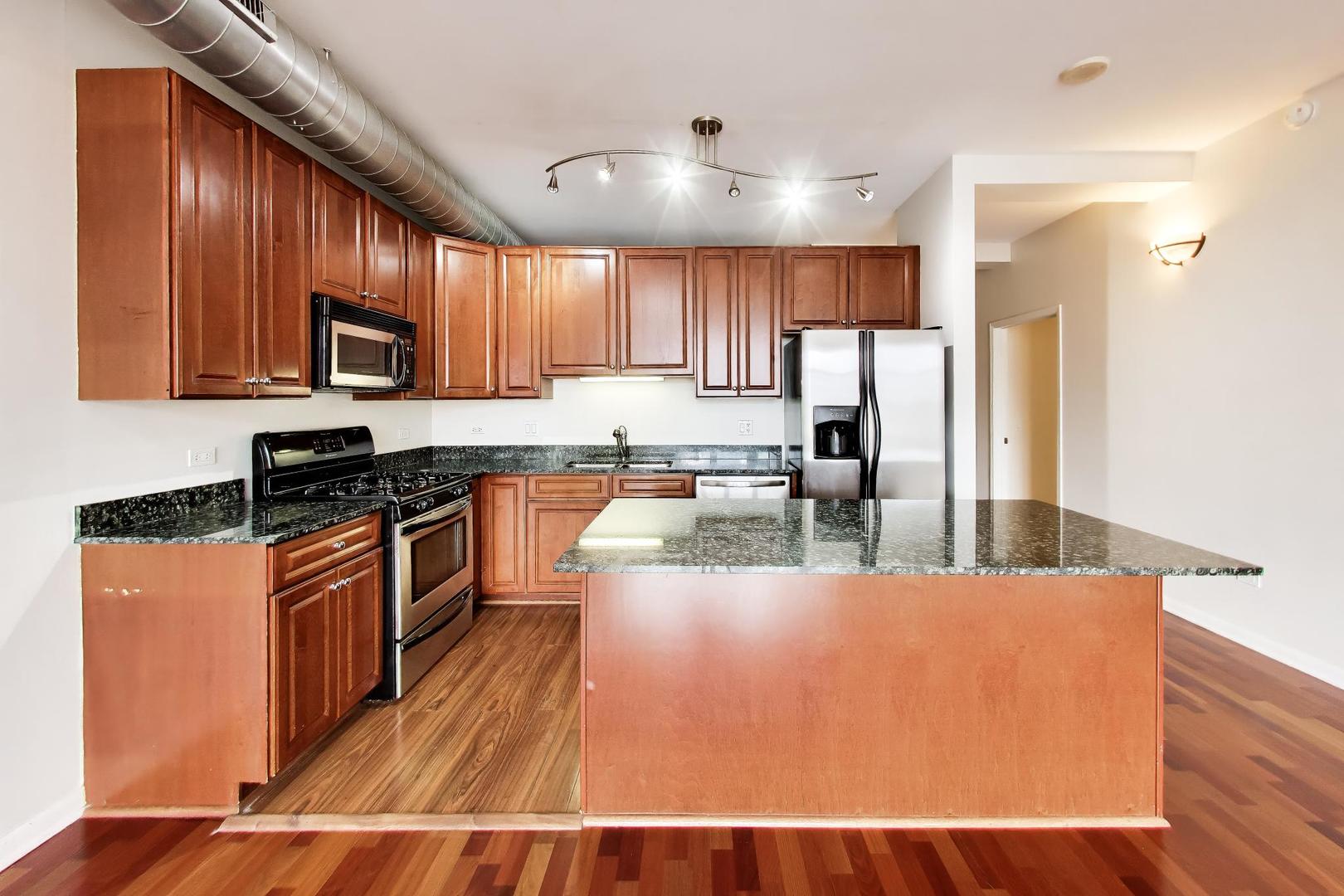 1200 W Monroe Street Unit: 603