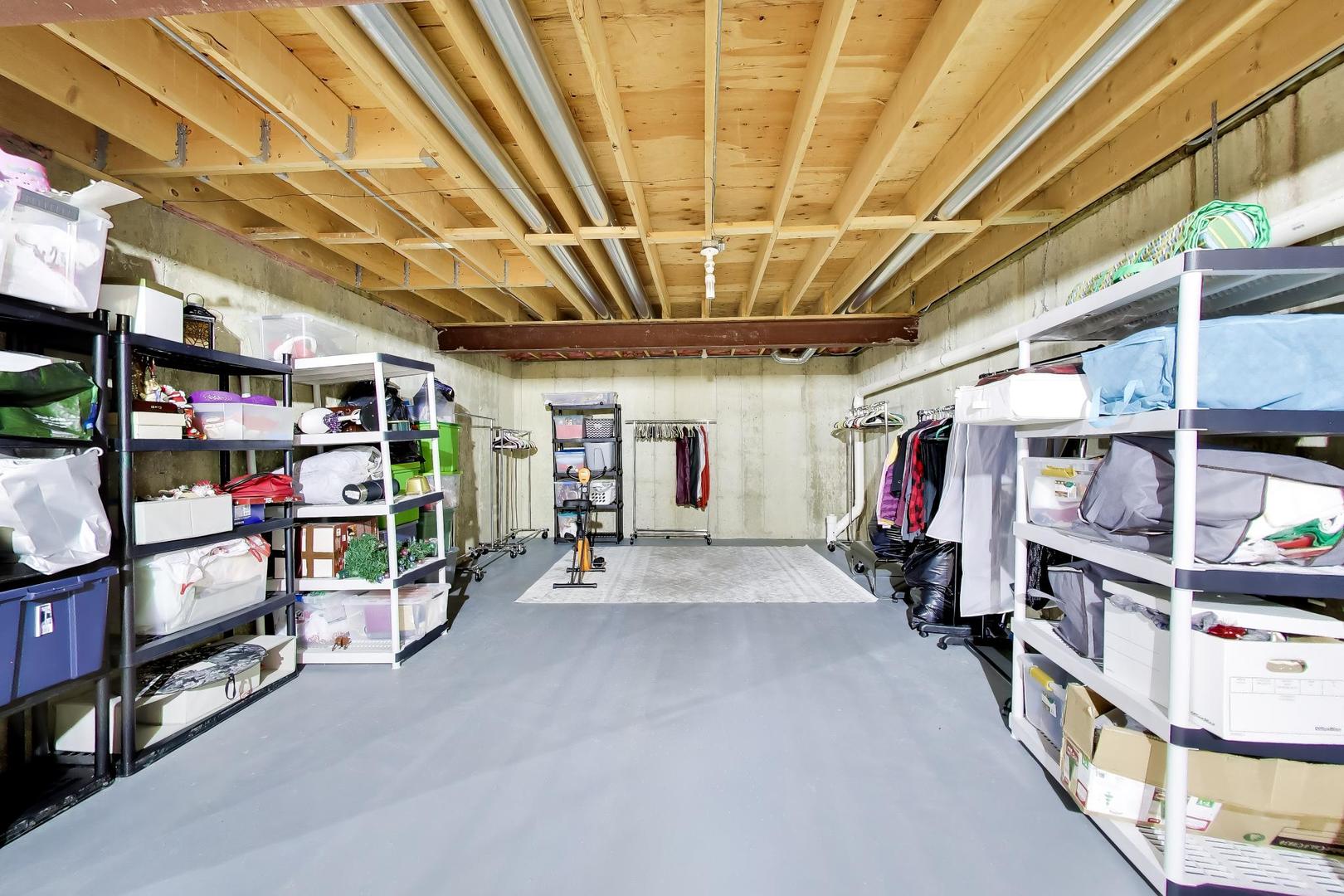 11S352 Deer Trail Court