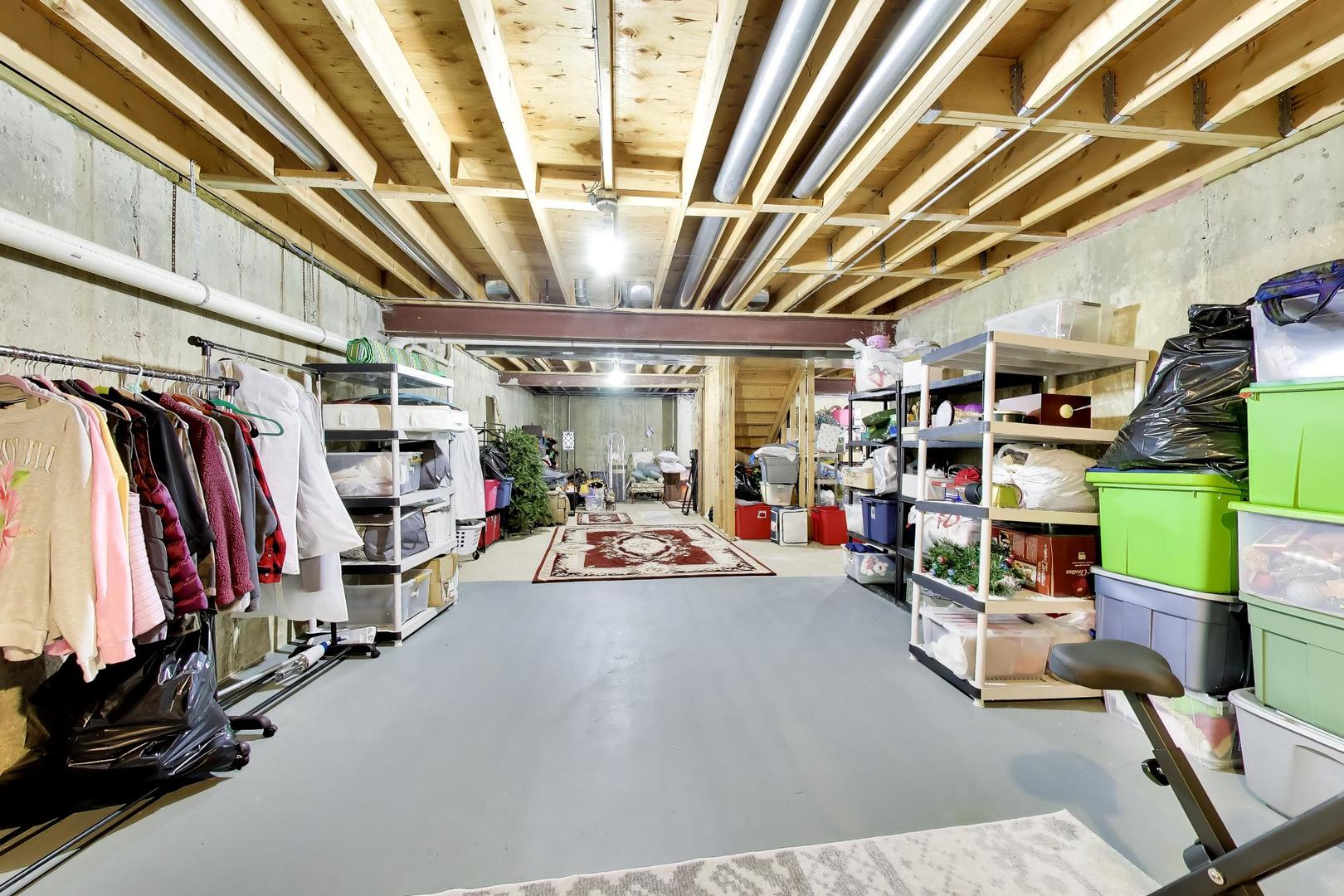 11S352 Deer Trail Court