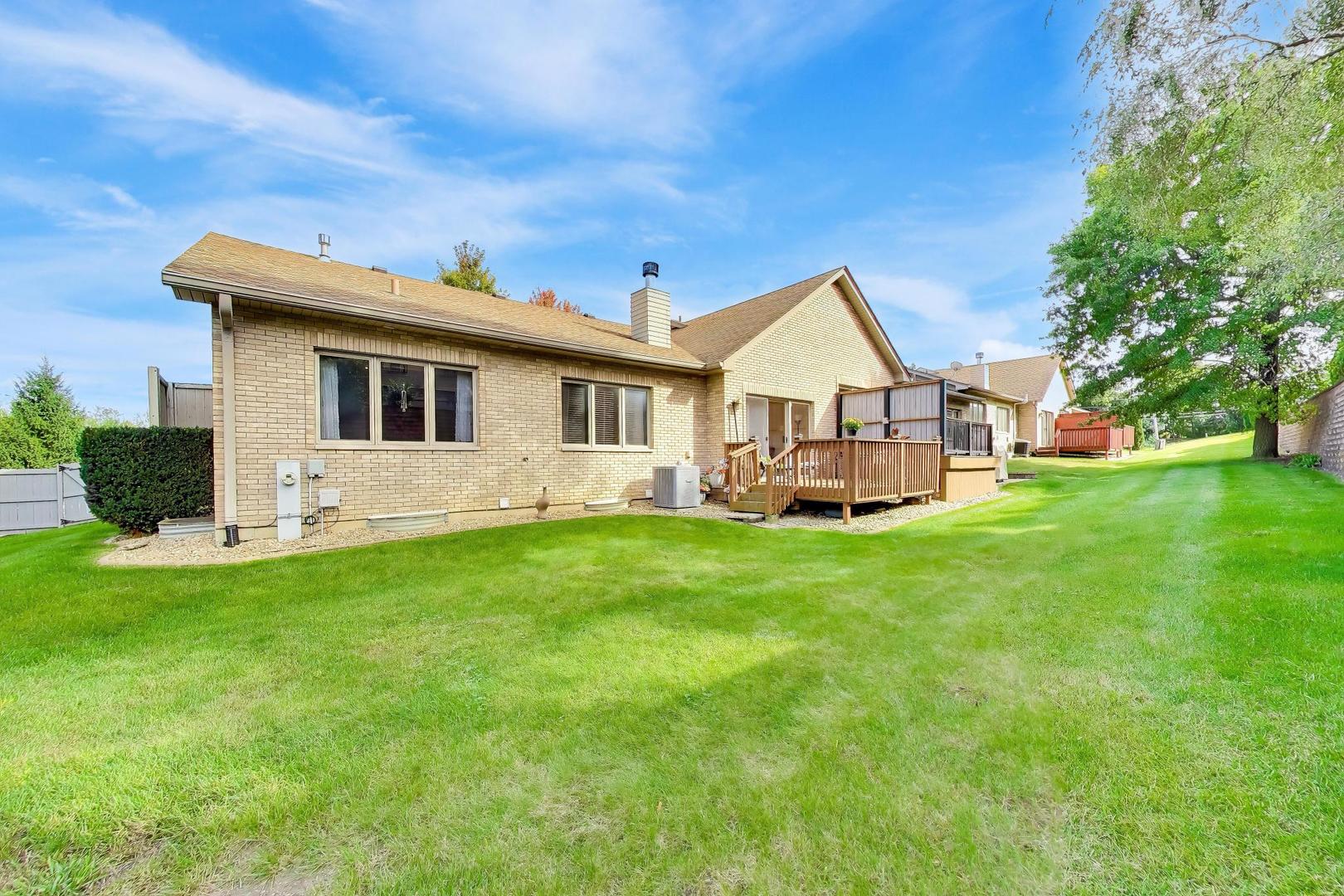 11S352 Deer Trail Court