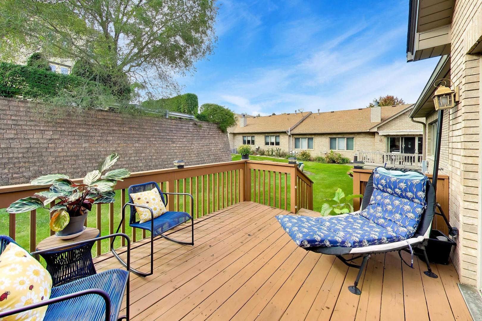 11S352 Deer Trail Court
