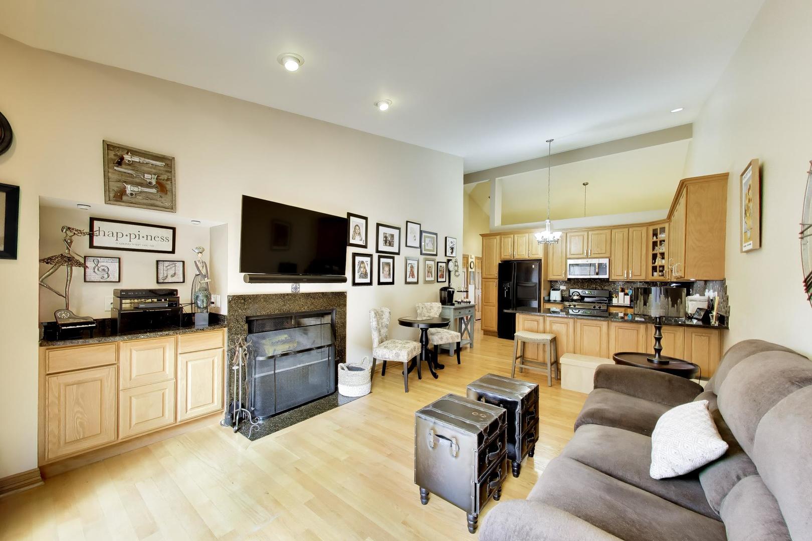 11S352 Deer Trail Court