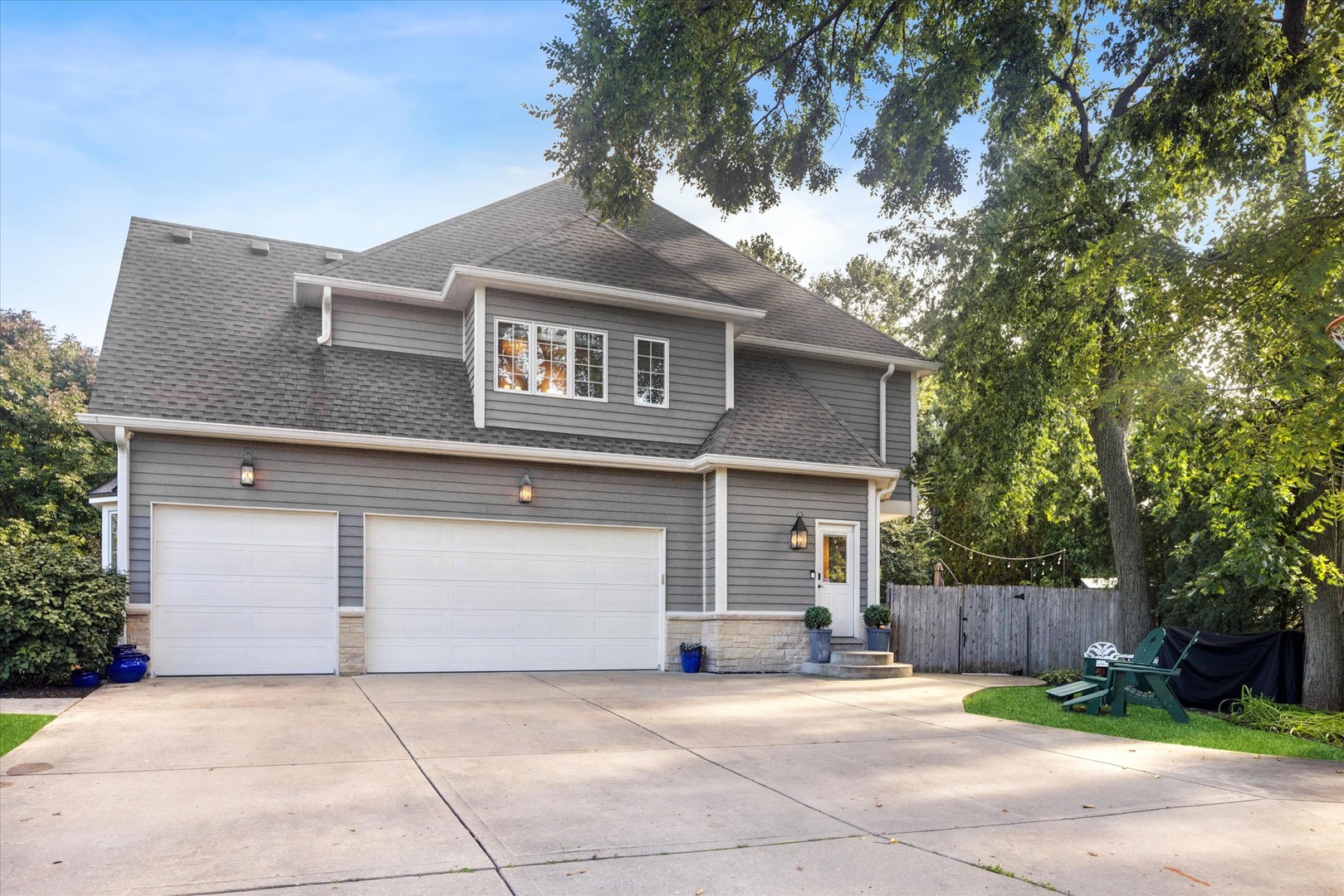 361 RIDGE Avenue