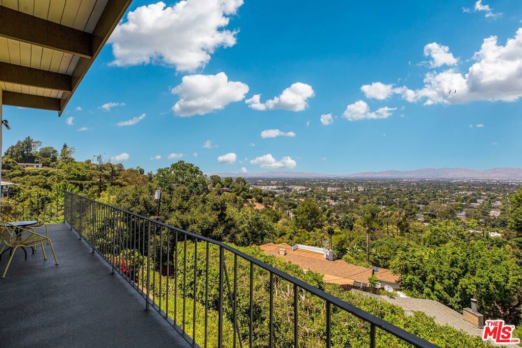 3601 Berry Drive