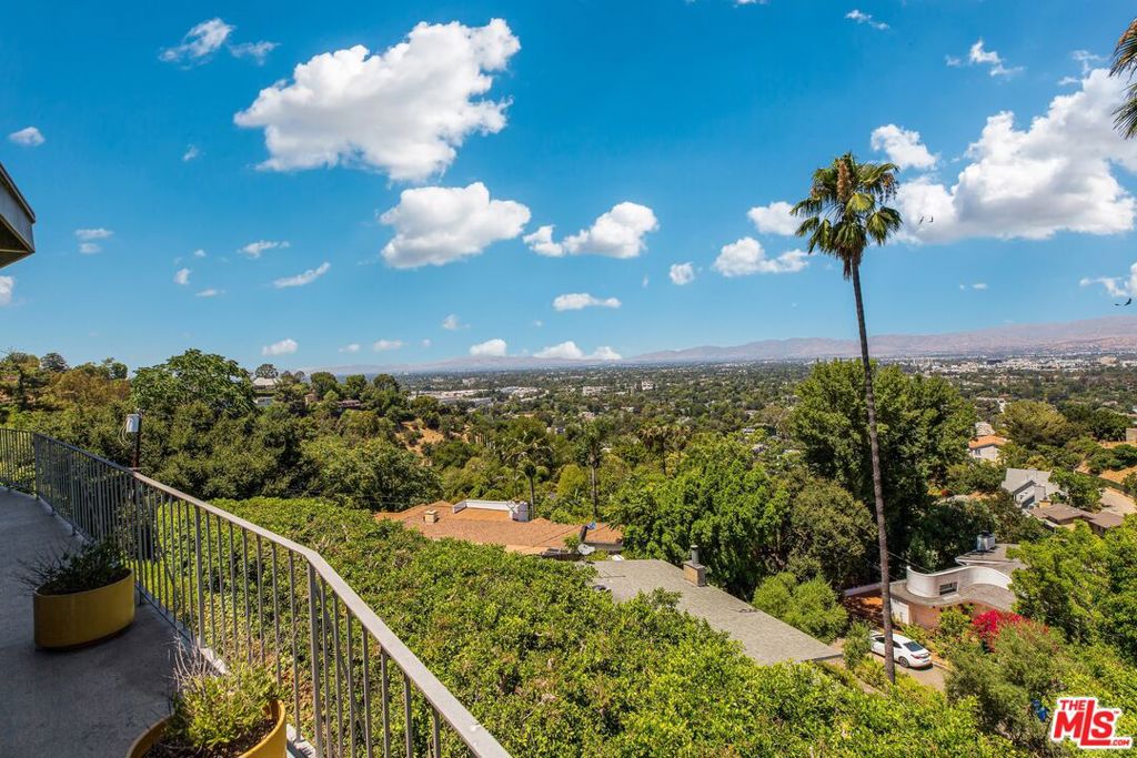 3601 Berry Drive