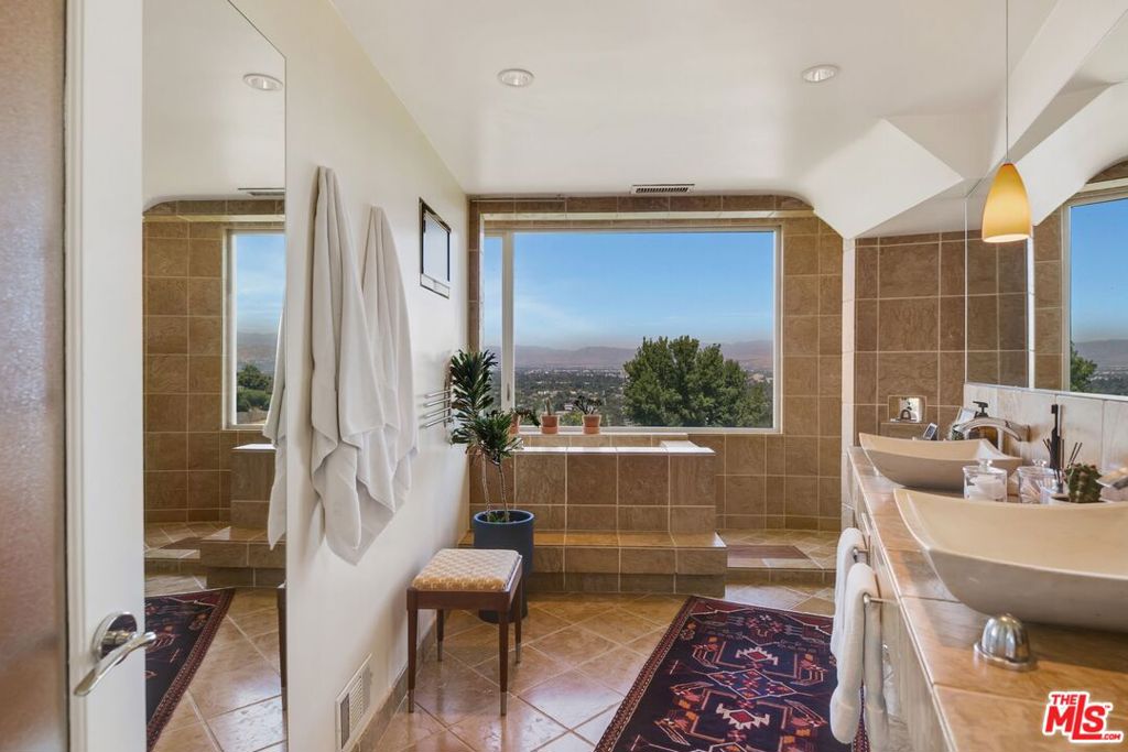 3601 Berry Drive