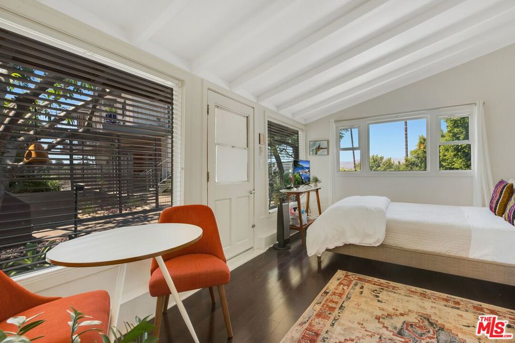 3601 Berry Drive