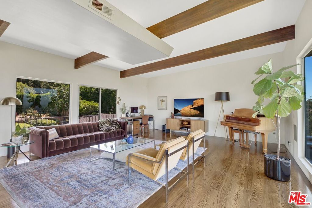 3601 Berry Drive