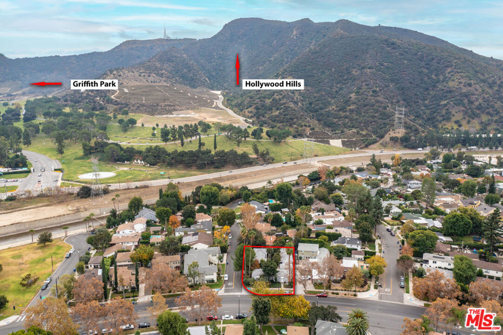 2924 W Riverside Drive