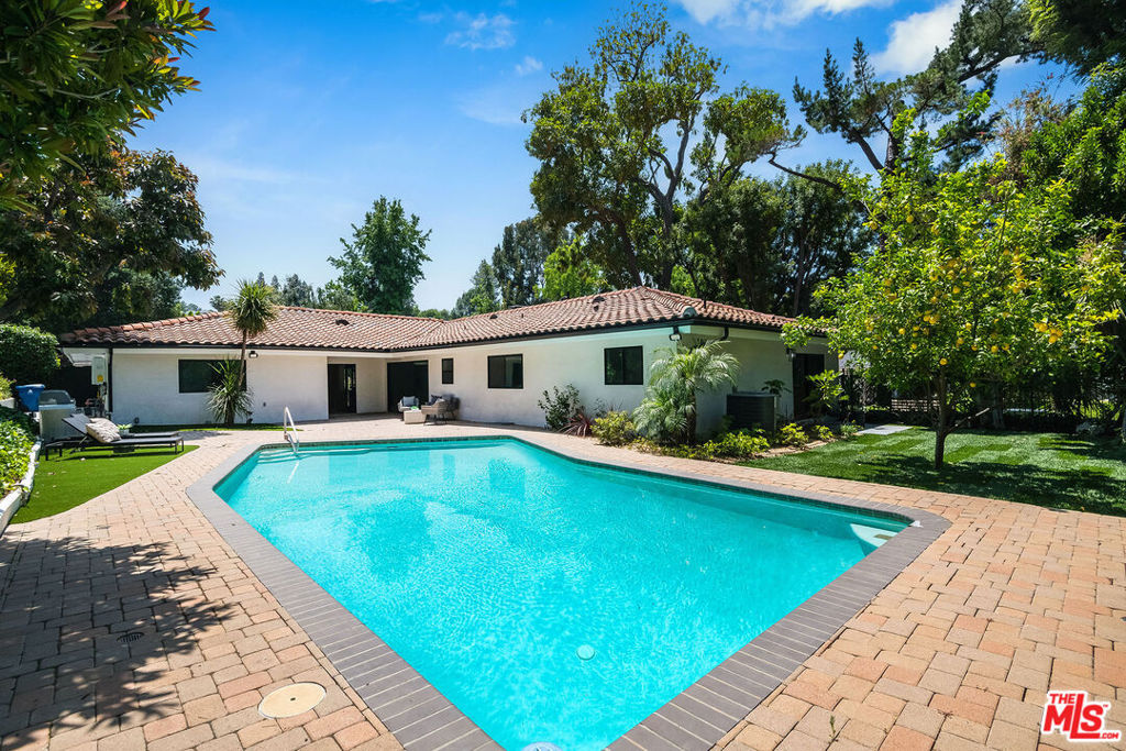 4301 Bergamo Drive