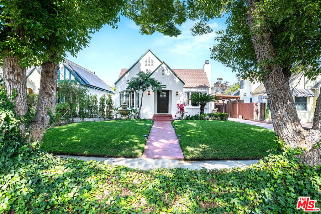 4654 Denny Avenue