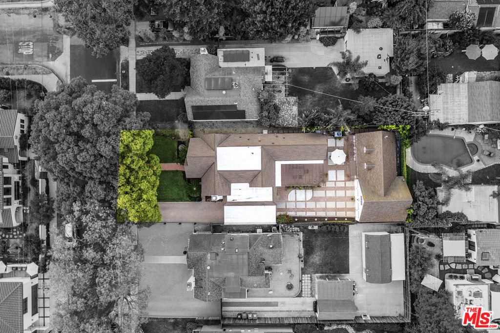 4654 Denny Avenue
