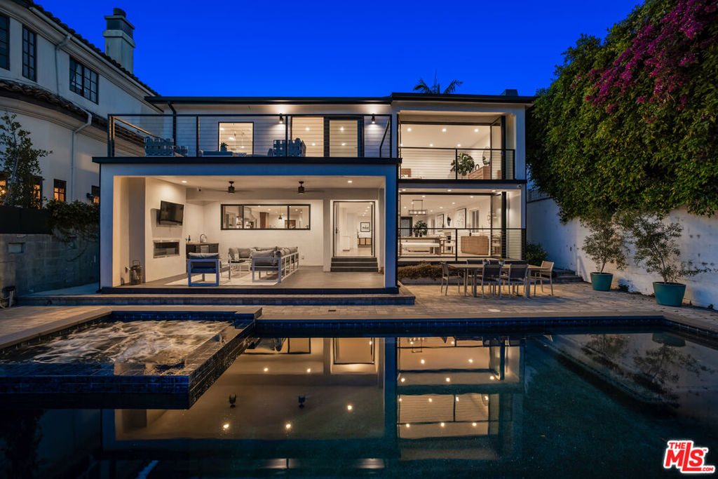 10060 Toluca Lake Avenue