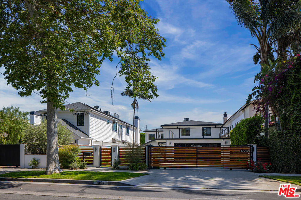 10060 Toluca Lake Avenue
