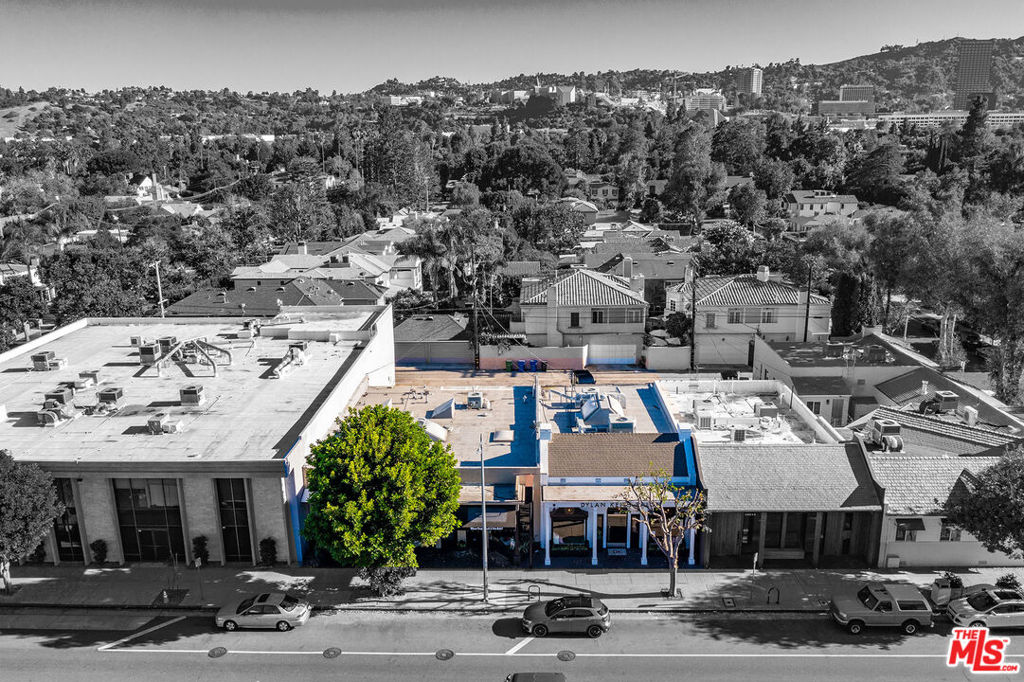 10216 Riverside Drive