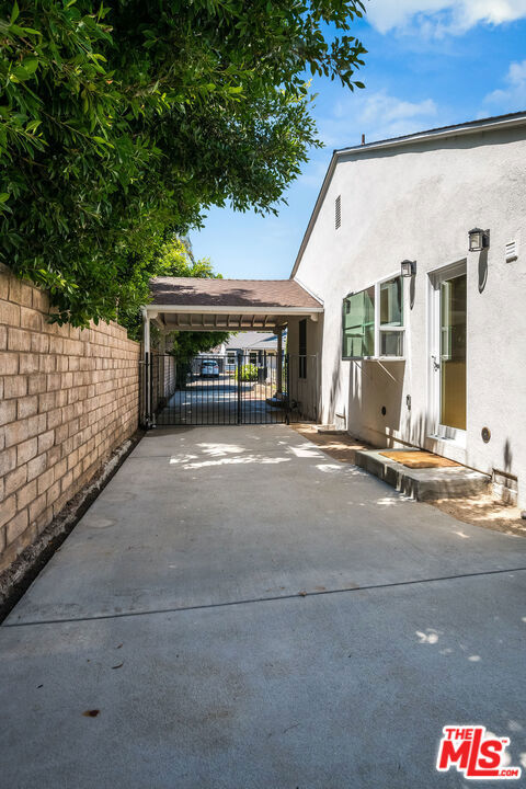 4832 Cartwright Avenue