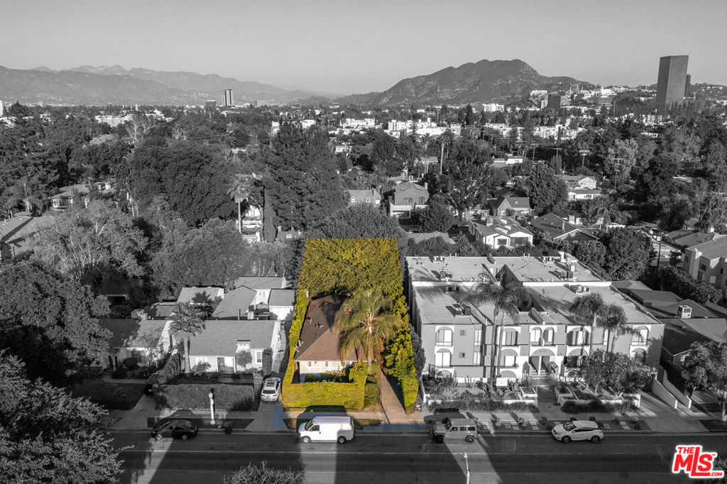 4226 Tujunga Avenue